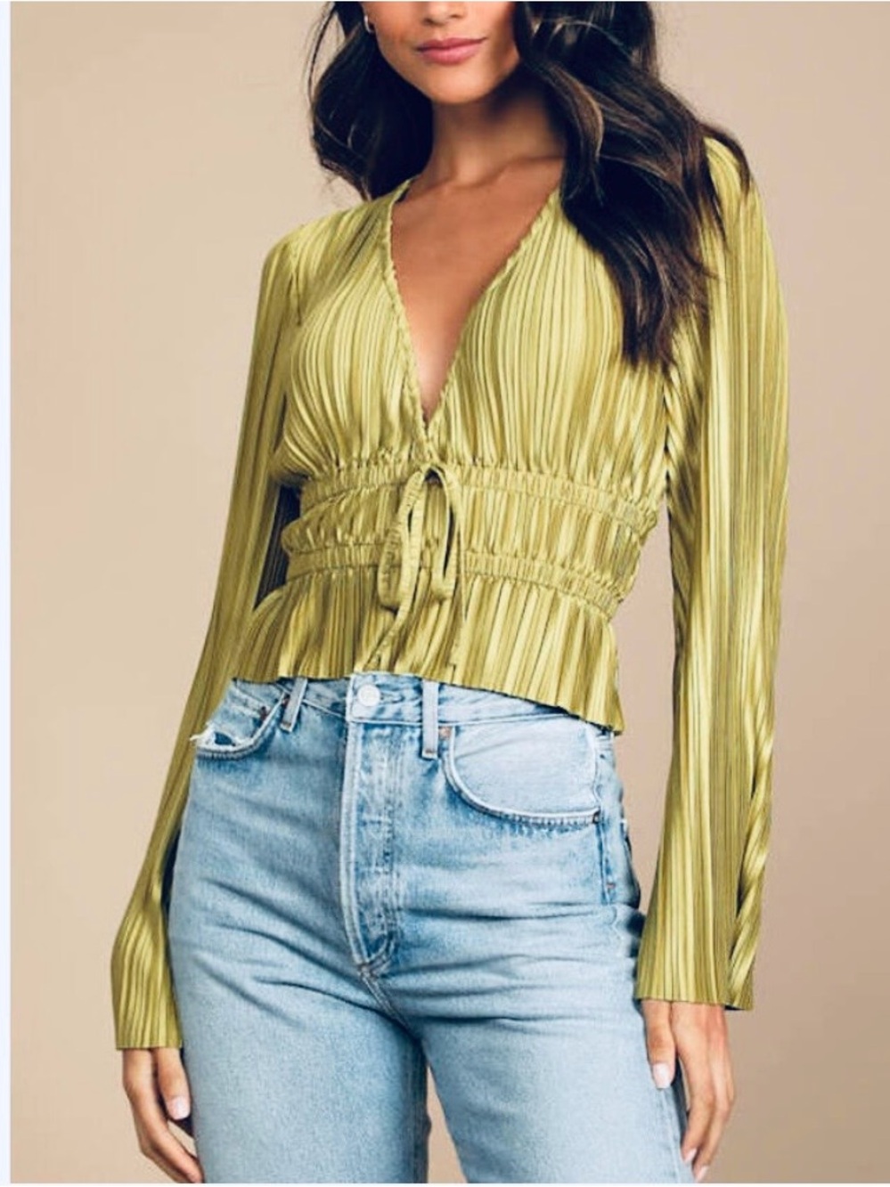 Lulu's Olive Green gorgeous Pleated V-Neck Smocked Waist Top M